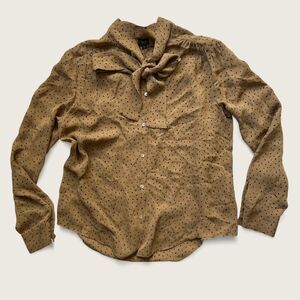 Aritzia Babaton Silk Tie Neck Blouse L Tan Black Dot Print 100% Silk Long Sleeve